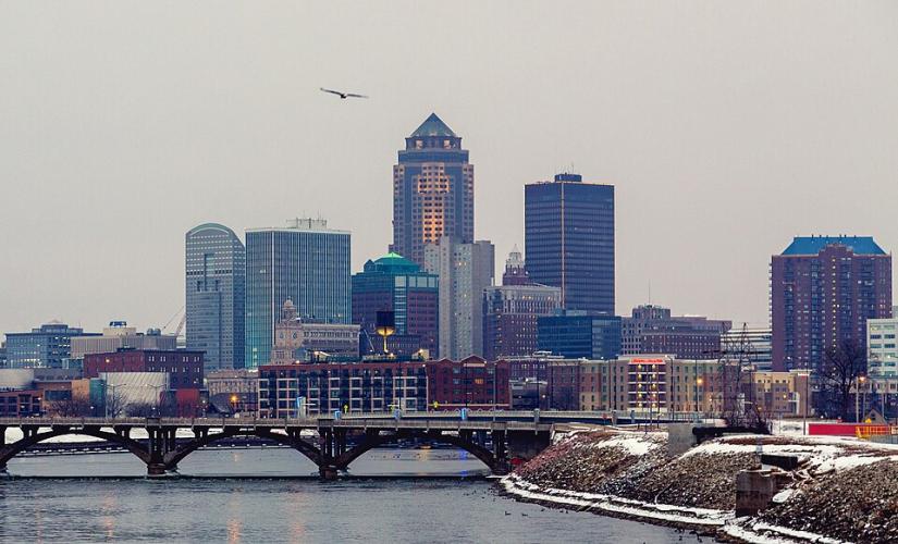 Des Moines