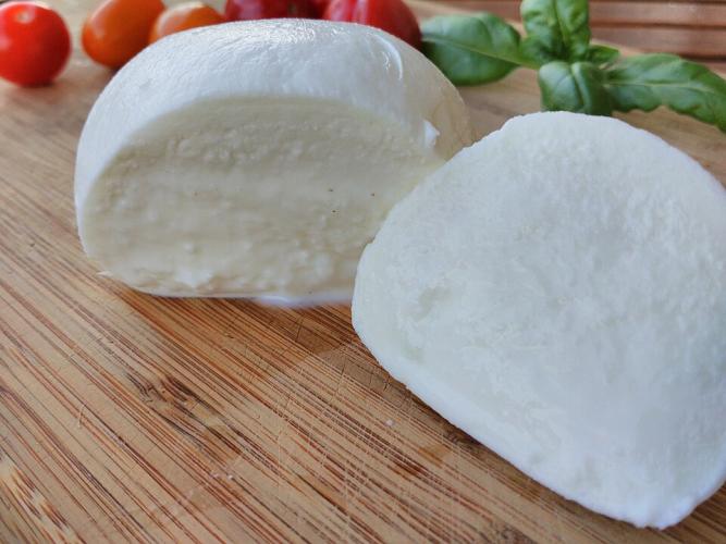 Mozzarella di bufala campana