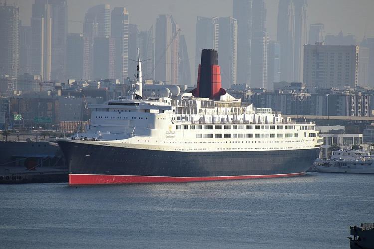RMS Queen Elizabeth 2