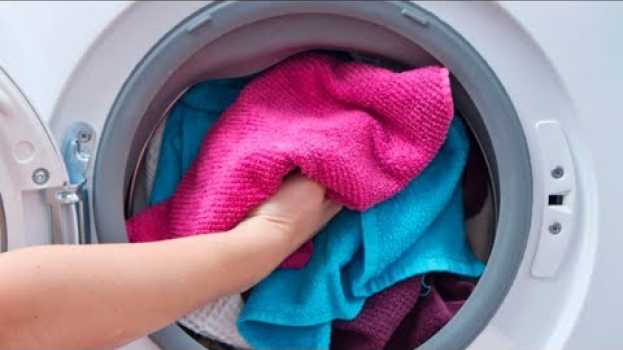 Video Как стирать в машинке махровые полотенца, чтобы они не были жесткими, как наждачка in English