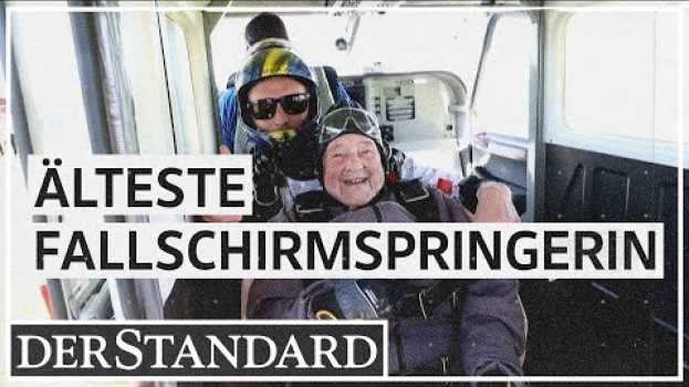 Video Keine Höhenangst: 103-jährige Frau ist die älteste Fallschirmspringerin der Welt en français