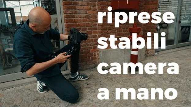 Video Fare video senza gimbal - consigli per riprese stabili con camera a mano na Polish