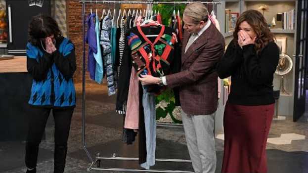 Video Carson Kressley Helps Woman Sift Through Clothes She's Had For Over 30 Years su italiano