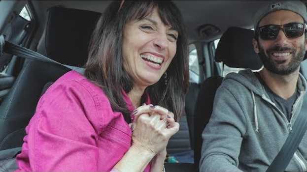 Video Mom reacts to SON'S MOTHER'S DAY SONG (to mom from son) en français