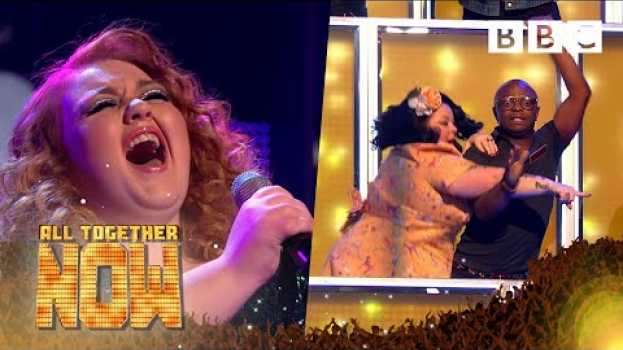 Video Adele tribute act Rachel blasts out Dreamgirls classic - All Together Now em Portuguese