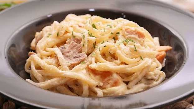 Video Espaguetis con una Salsa Alfredo | Receta muy Fácil y Rápida! su italiano