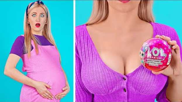 Video FUNNY THINGS NO ONE TELL YOU ABOUT PREGNANCY || 24 Hours Being Pregnant Challenge! by 123 GO! Play na Polish