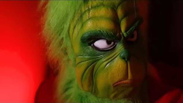 Video The Grinch Master Strikes Back! Invading our Christmas Cookie Challenge! KidCity na Polish