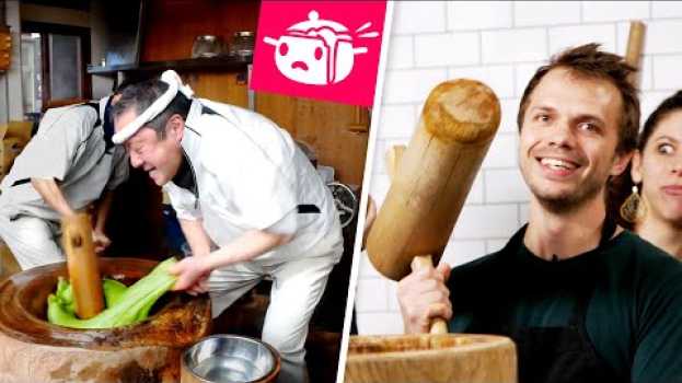Video We Tried To Make Mochi With Giant Hammers • Eating Your Feed • Tasty em Portuguese