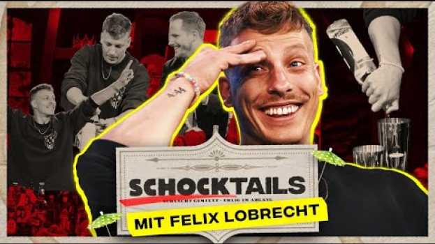 Video Wir mixen SCHOCKTAILS! (mit Felix Lobrecht) in English