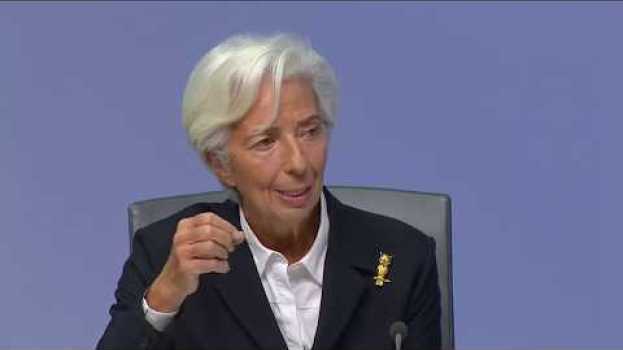 Video Lagarde: It's difficult to disagree that climate change is a threat to financial stability in English