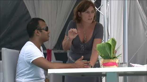 Video Ils quittent tout pour ouvrir un resto sur l'île Maurice in Deutsch