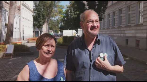 Video Coole Straße: Hardtmuthgasse na Polish