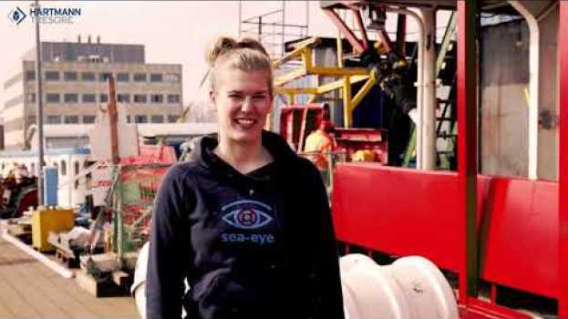 Video HARTMANN TRESORE spendet einen Tresor an Sea-Eye en français