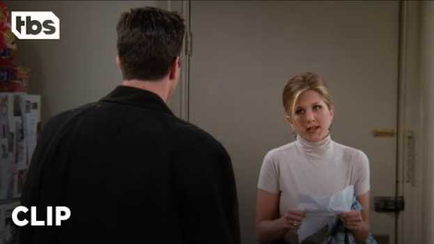 Video Friends: Rachel Finds Ross' List of her Pros & Cons (Season 2 Clip) | TBS en Español