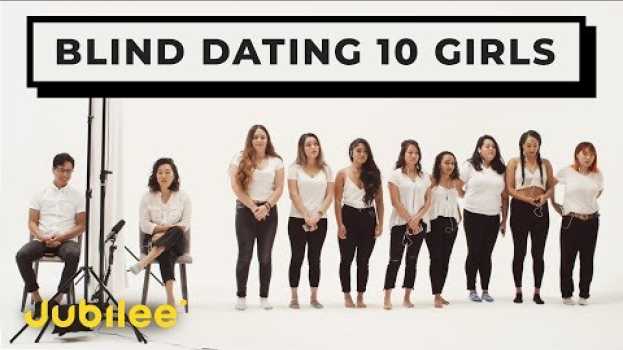 Video 10 vs 1: Speed Dating 10 Girls Without Seeing Them | Versus 1 en Español