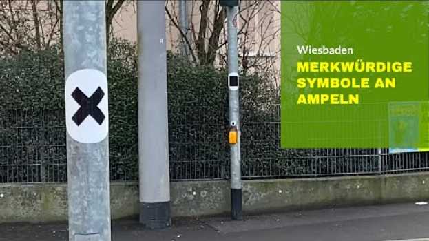 Video Wiesbaden steht vor einem Rätsel: Seltsame Ampelaufkleber na Polish