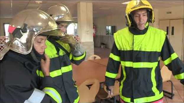 Video Jeunes pompiers volontaires, ils n'ont pas le droit à l'erreur in Deutsch