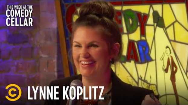 Video Your D**k Pics Need Some More Razzle-Dazzle - Lynne Koplitz in Deutsch