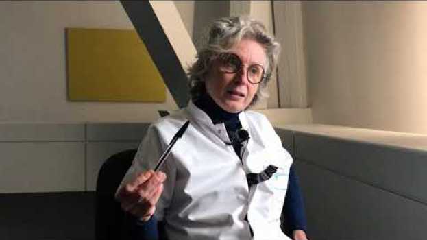 Video Vaccins : comment sont-ils testés ? | Pr Florence Ader su italiano