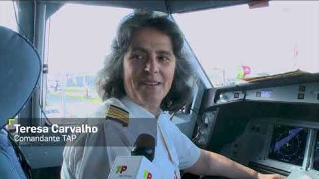 Видео Dia da Mulher: TAP faz voo com tripulação 100% feminina no A330neo на русском