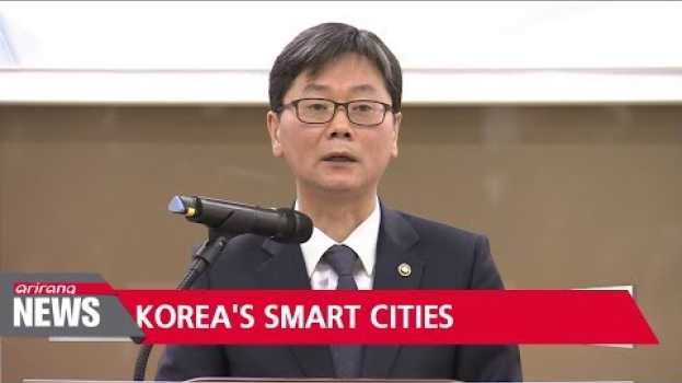 Video 4th Industrial Revolution Committee unveils 'smart city' plan na Polish