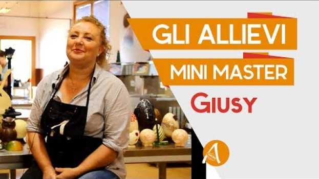 Video Pareri sul Mini Master: Giusy in English