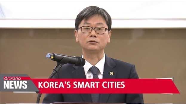 Video 4th Industrial Revolution Committee unveils 'smart city' plan em Portuguese