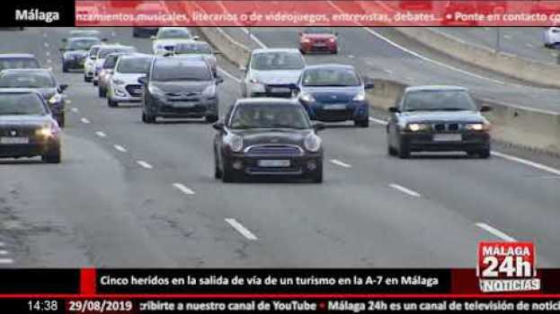 Video Noticia - Cinco heridos en la salida de vía de un turismo en la A-7 en Málaga in Deutsch