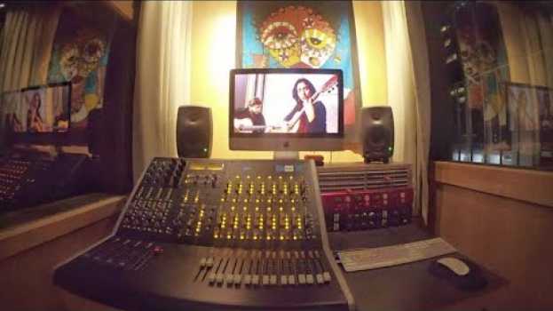 Video Yamandu mostra seu estúdio no Brasil en français