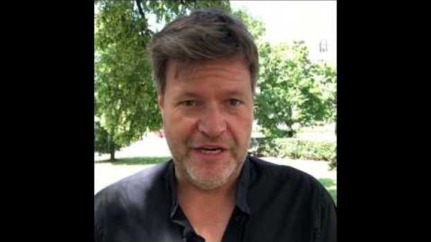 Video Robert Habeck ruft zur Ortsvorsteher-Stichwahl in Trier am 16.06.2019 auf. en Español