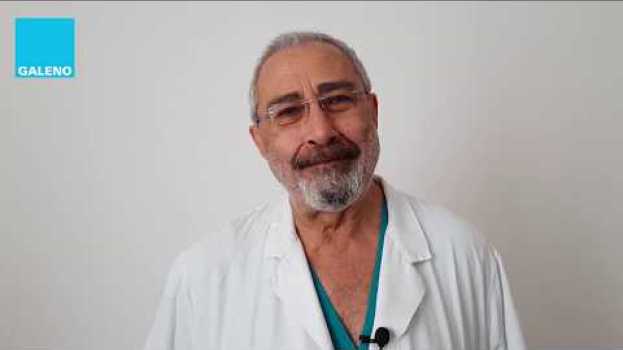 Video Anche i medici ricorrono al Dott. Google em Portuguese