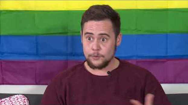 Video Queergefragt Adrian - Teil 3: Wie hat deine Familie auf dein Coming Out reagiert? in English