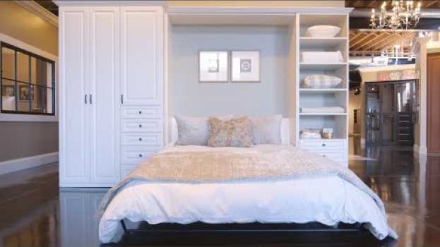Video Why Everyone Needs a Murphy Bed in Their Home in Deutsch
