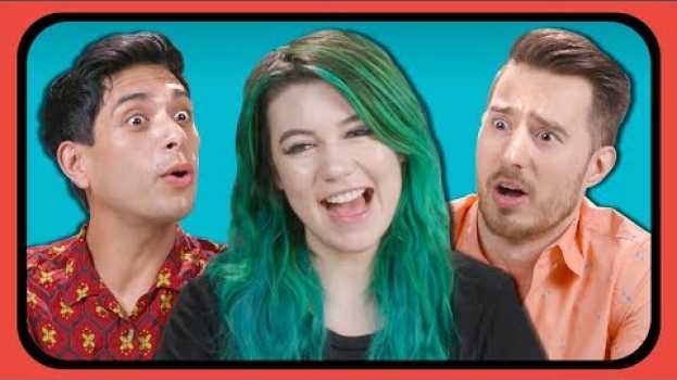 Video YouTubers React To Their FIRST YouTube Videos em Portuguese