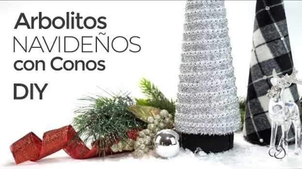 Video Cómo hacer arbolitos navideños con cartulina 🎄 cono navideño en Español