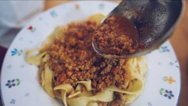 Video Ragù alla Bolognese - La ricetta originale italiana di Cucina Geek en français