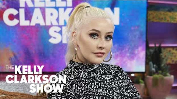 Видео Christina Aguilera & Kelly Explain How Their Kids Keep Them Humble | The Kelly Clarkson Show на русском