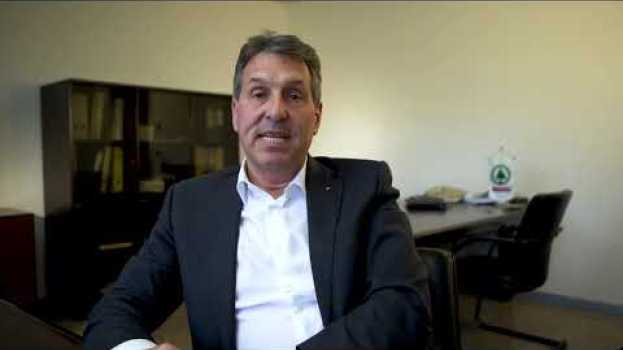 Video Paul Klotz - La CSR secondo Aspiag em Portuguese