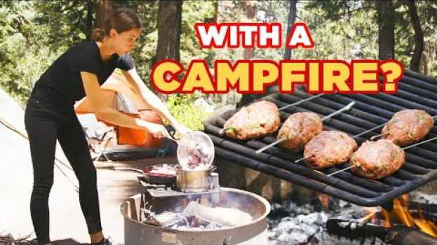Video Can This Chef Make A 3-Course Meal With A Campfire? • Tasty em Portuguese
