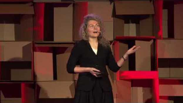 Video Кто диктует моду? / Who dictates fashion? | Ksenia Joost | TEDxLasnamäe su italiano