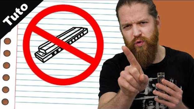 Видео N'achète pas d'harmonica ajusté (avant de regarder cette vidéo) на русском