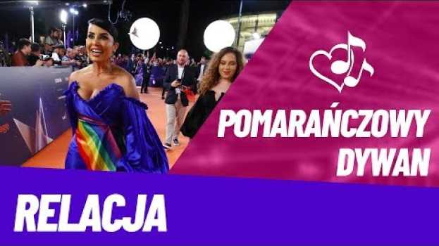 Video Gwiazdy Eurowizji prezentują się na pomarańczowym dywanie | Eurowizja 2019 em Portuguese