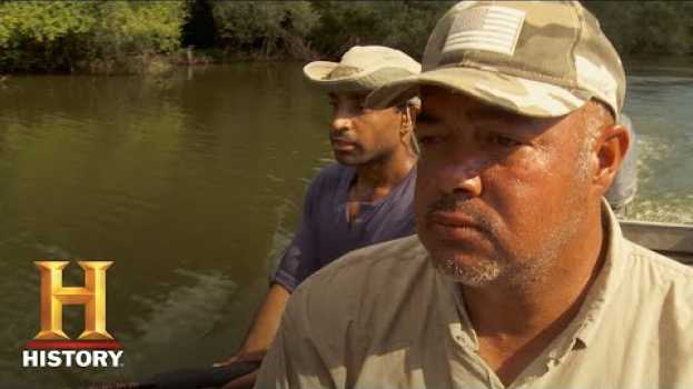 Video Swamp People: Bulldozer Alligator Sends Joey on a Wild Chase (Season 10) | History en Español