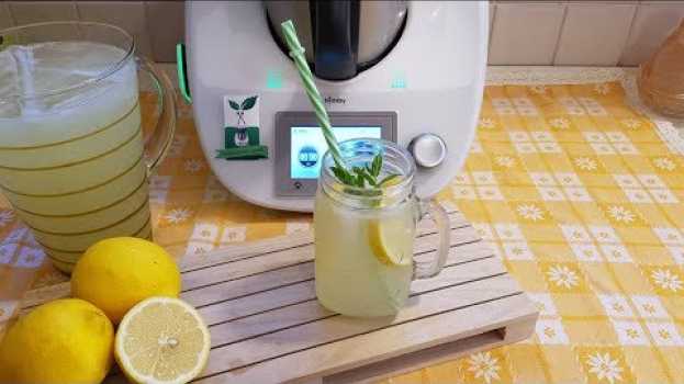 Video Bibita tipo lemon soda o schweppes al limone per bimby TM6 TM5 TM31 em Portuguese