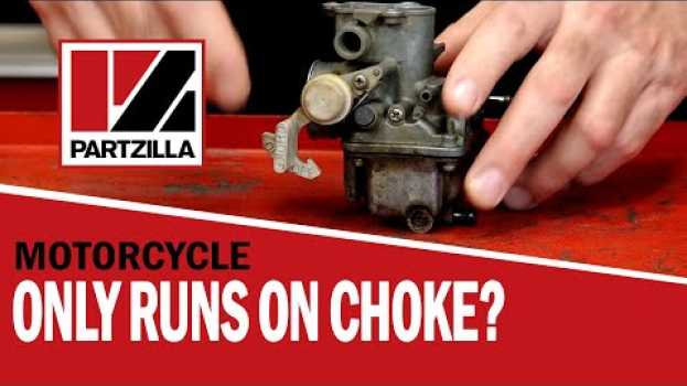 Видео Why Your Motorcycle Only Runs On Choke  | Dirt Bike Dies When Choke Is Off | Partzilla.com на русском