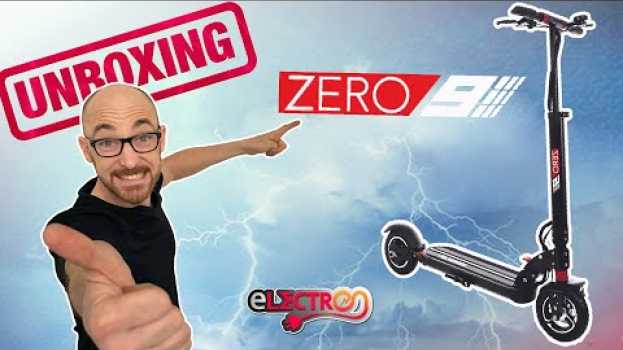 Video ZERO 9 je te presente cette trottinette electrique puissante et compacte in Deutsch