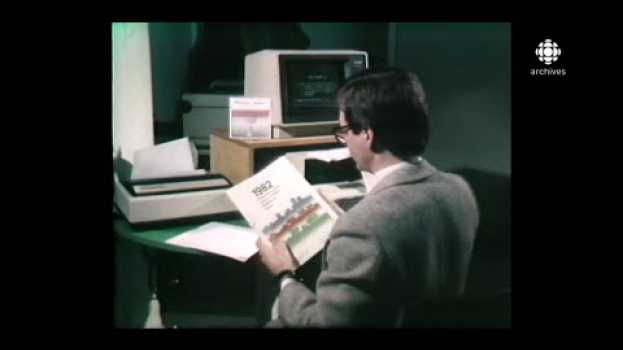 Video En 1983, l'ordinateur devient un bon outil pour produire ses rapports d'impôts in English