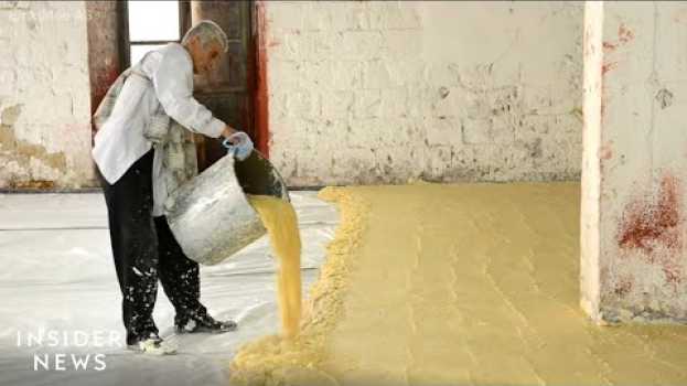 Video How Olive Oil Soap Is Made In One Of The Last Factories In The West Bank na Polish