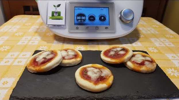 Video Pizzette soffici alla philadelphia per bimby TM6 TM5 TM31 su italiano